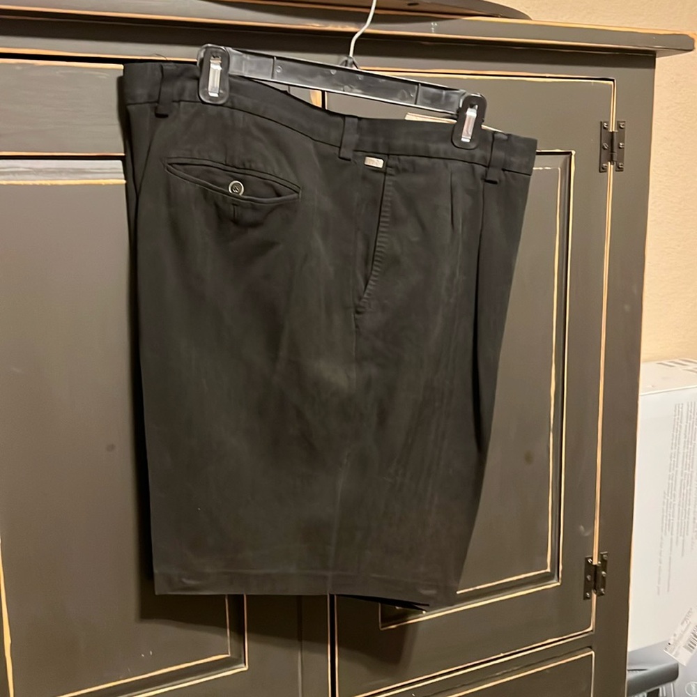 Tommy Bahama 90% silk shorts